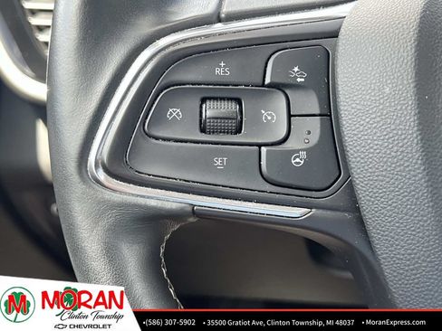 Used 2023 Buick Envision Avenir AWD/4WD image 28