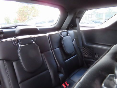 Used 2020 Ford Explorer Limited image 35