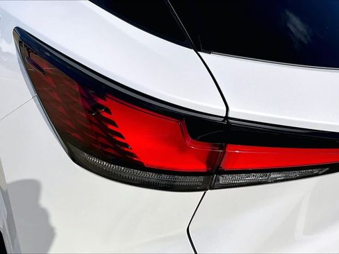 Used 2025 Lexus RX 350 FWD w/ Technology Package image 29