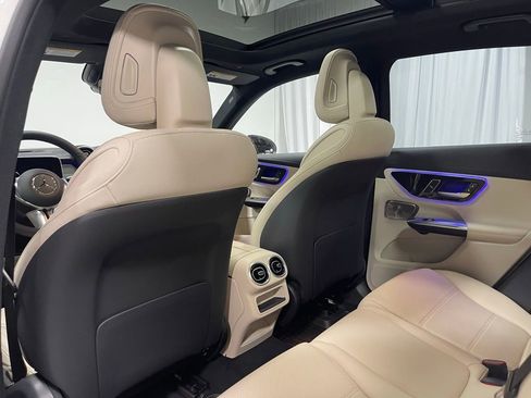 Certified 2024 Mercedes-Benz GLC 300 4MATIC image 25