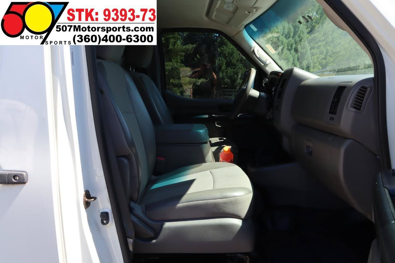 Used 2016 Nissan NV 2500 SV w/ Technology Package RWD image 16
