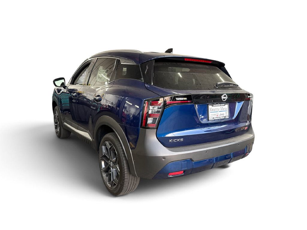 Used 2026 Nissan Kicks SR FWD image 14