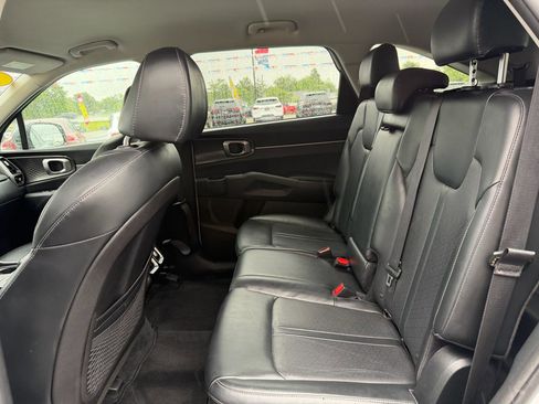 Used 2021 Kia Sorento S AWD/4WD image 17