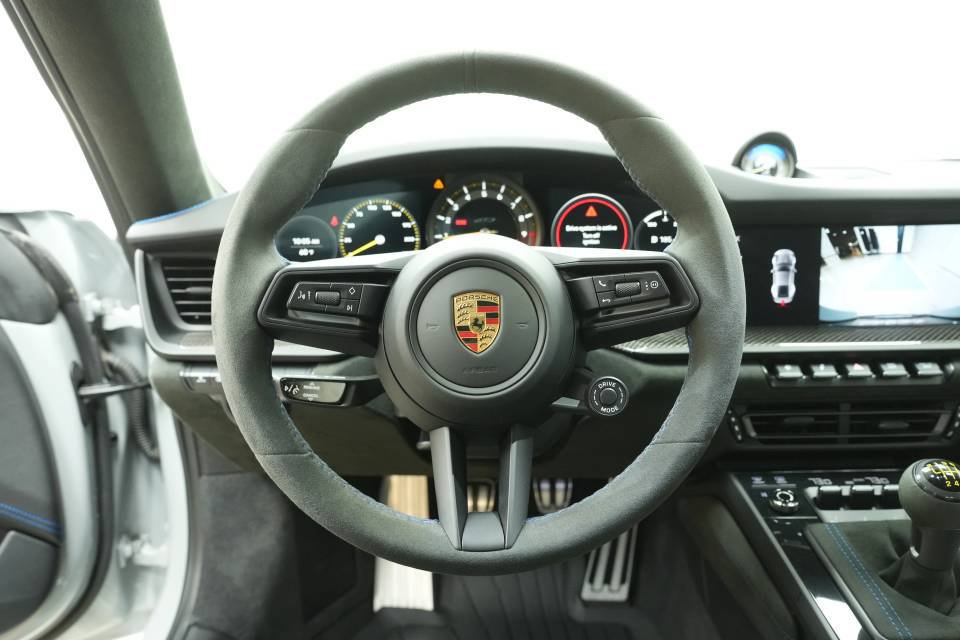 Certified 2022 Porsche 911 GT3 RWD image 13