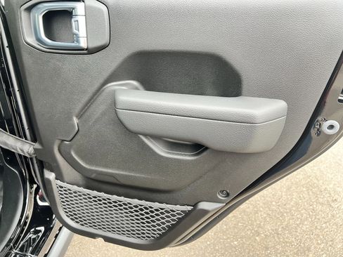 New 2026 Jeep Gladiator Mojave image 24