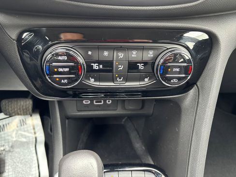 Used 2023 Buick Encore GX Select w/ Sport Touring Package AWD/4WD image 31