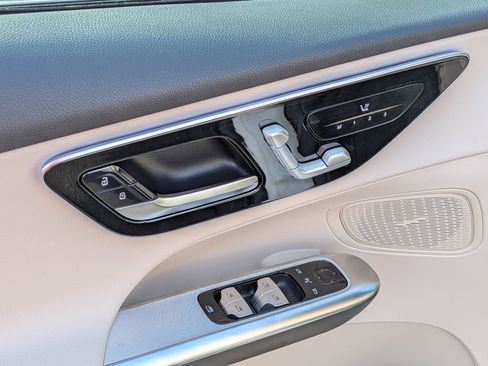 New 2026 Mercedes-Benz GLC 300 4MATIC image 15