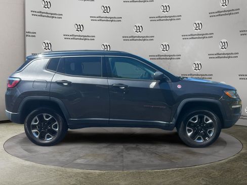 Used 2018 Jeep Compass Trailhawk AWD/4WD image 6