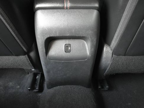 Used 2022 Nissan Sentra SR w/ SR Premium Package FWD image 39