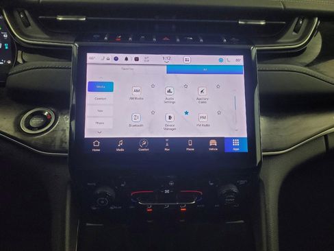 Used 2022 Jeep Grand Cherokee Limited 4xe image 25