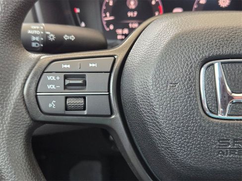 New 2025 Honda Accord SE image 19