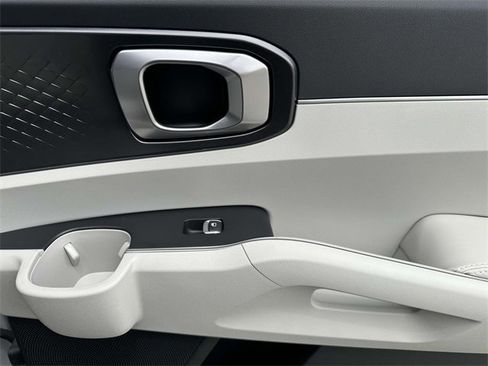 New 2025 Kia Sorento S image 25