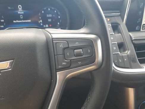 Used 2024 Chevrolet Suburban LT AWD/4WD image 21