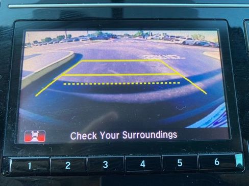 Used 2018 Honda CR-V LX image 22