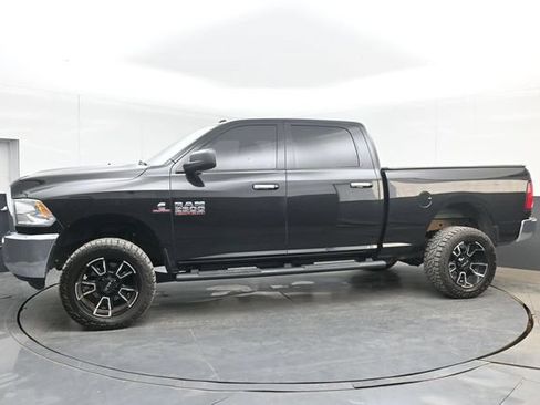 Used 2017 RAM 2500 SLT AWD/4WD image 6