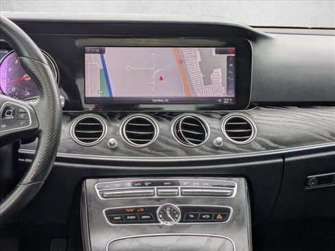 Used 2018 Mercedes-Benz E 300 image 15