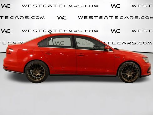 Used 2017 Volkswagen Jetta GLI FWD image 42