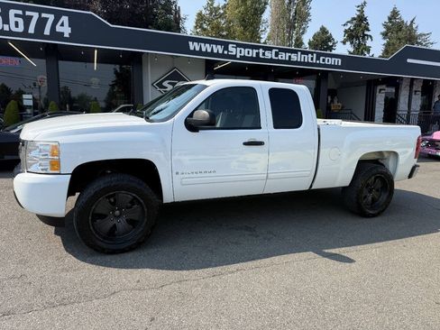 Used 2009 Chevrolet Silverado 1500 LS AWD/4WD image 2