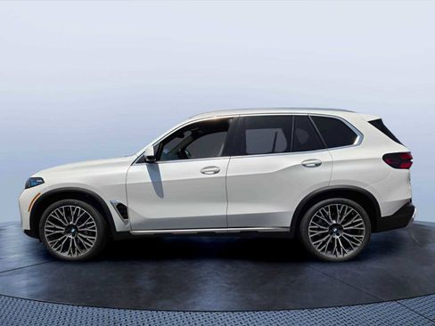 New 2026 BMW X5 xDrive40i AWD/4WD image 3
