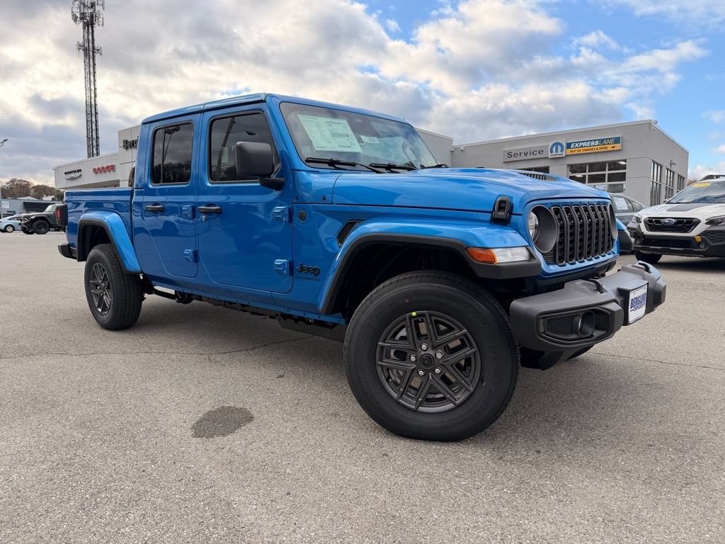 New 2026 Jeep Gladiator Sport AWD/4WD image 1
