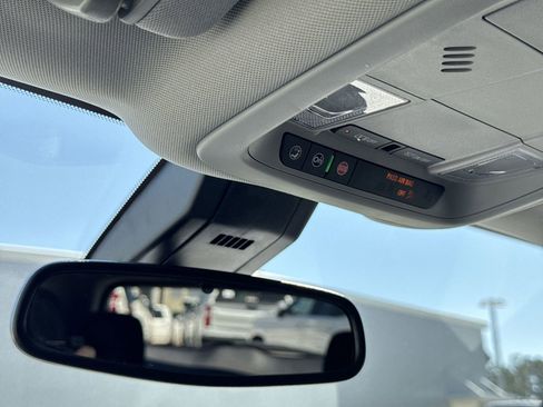 Certified 2024 GMC Terrain SLE w/ Driver Convenience Package image 27