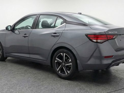 Used 2025 Nissan Sentra SV FWD image 6