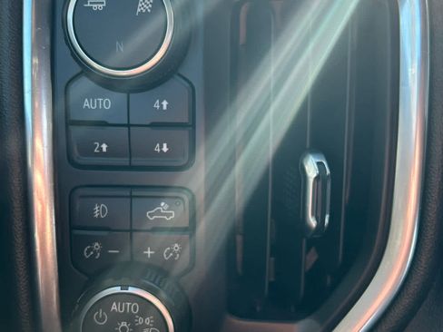 Used 2019 Chevrolet Silverado 1500 LTZ w/ LTZ Premium Package image 14