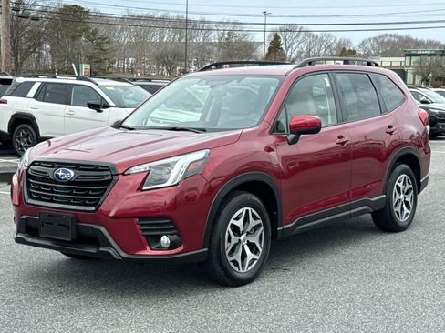 Certified 2023 Subaru Forester Premium image 3