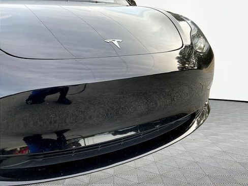 Used 2023 Tesla Model 3 Standard Range RWD image 31