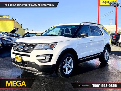 Used 2017 Ford Explorer XLT w/ Equipment Group 201A image 2