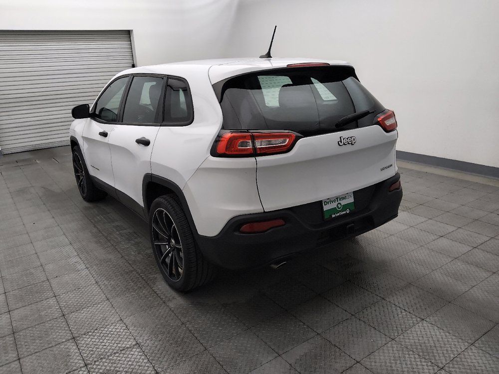 Used 2014 Jeep Cherokee Sport w/ Trailer Tow Group FWD image 5
