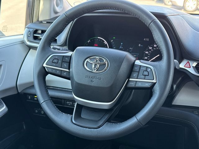 New 2025 Toyota Sienna XLE w/ XLE Plus Package AWD/4WD image 25
