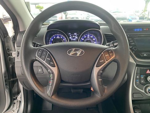 Used 2016 Hyundai Elantra SE w/ Option Group 02 FWD image 32
