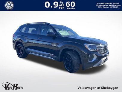 New 2025 Volkswagen Atlas Peak Edition SE