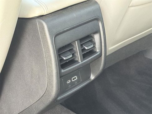 Certified 2023 Cadillac XT4 Premium Luxury image 26