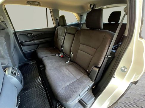 Used 2021 Honda Pilot EX image 22