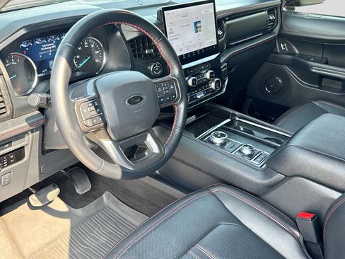 Used 2023 Ford Expedition Max Limited AWD/4WD image 2