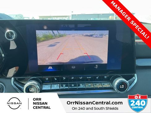 Used 2023 Chevrolet Colorado Z71 w/ Z71 Convenience Package 2 image 25