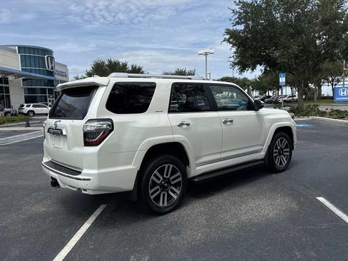Used 2022 Toyota 4Runner Limited AWD/4WD image 4