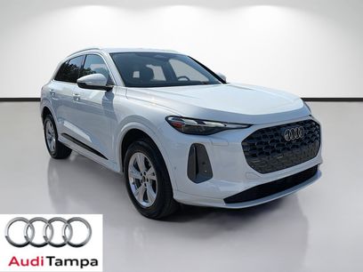 Used 2025 Audi Q5 Premium w/ Convenience Package