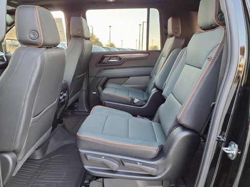 New 2026 GMC Yukon XL AT4 w/ AT4 Premium Package image 20