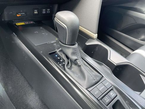 Used 2026 Toyota Camry SE w/ Convenience Package image 43