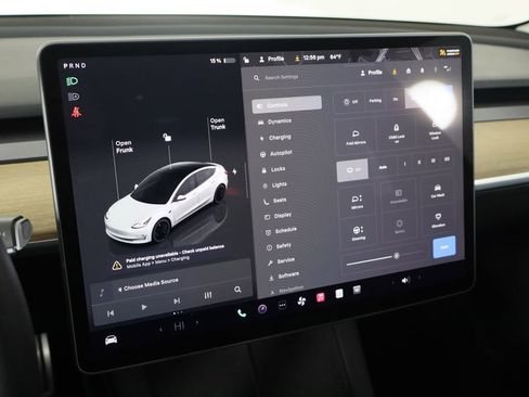 Used 2023 Tesla Model 3 Performance image 28