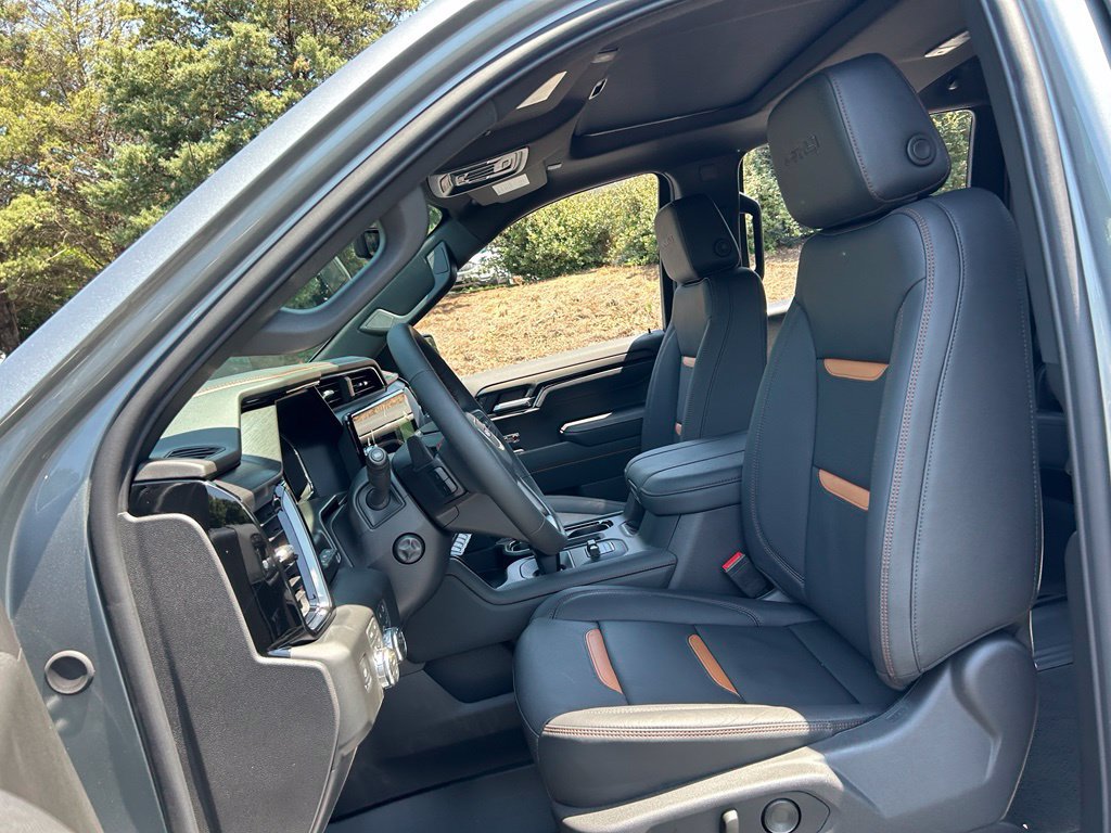 New 2026 GMC Sierra 1500 AT4 w/ AT4 Premium Package AWD/4WD image 43