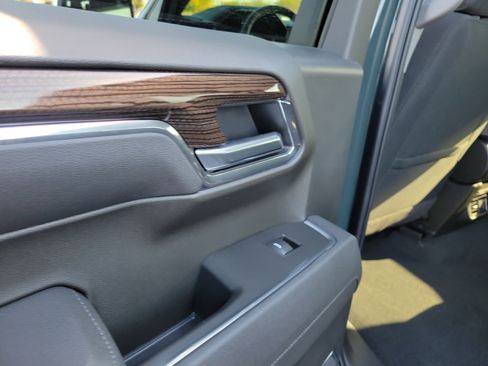 Used 2025 Chevrolet Silverado 1500 LT image 13