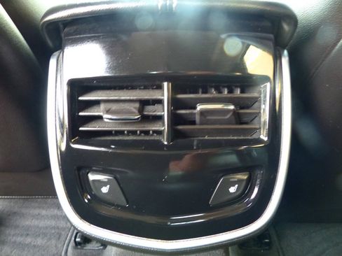 Used 2017 Cadillac XTS Luxury FWD image 38