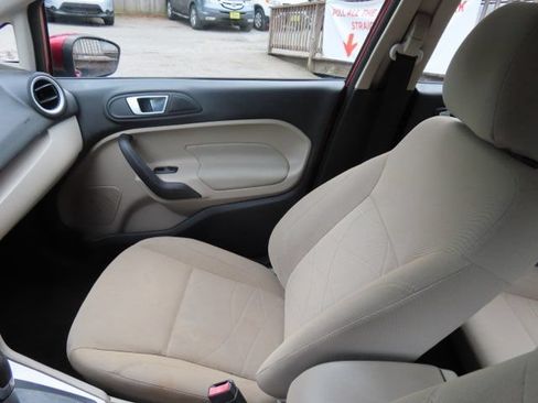Used 2014 Ford Fiesta SE FWD image 18