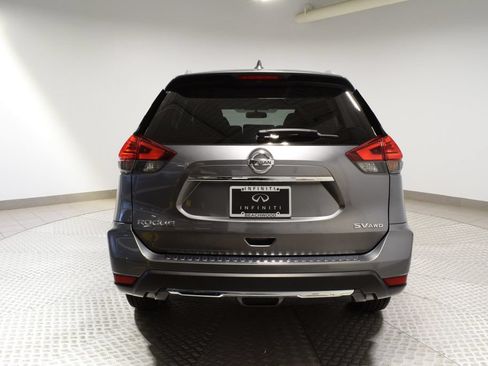 Used 2017 Nissan Rogue SV AWD/4WD image 10
