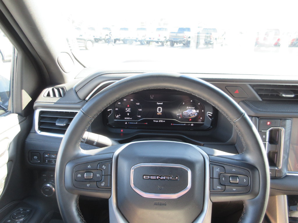 Certified 2024 GMC Yukon Denali AWD/4WD image 37
