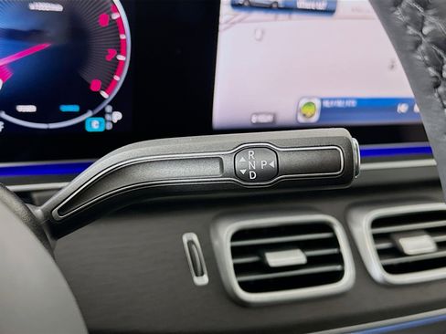 New 2026 Mercedes-Benz GLS 450 4MATIC image 17